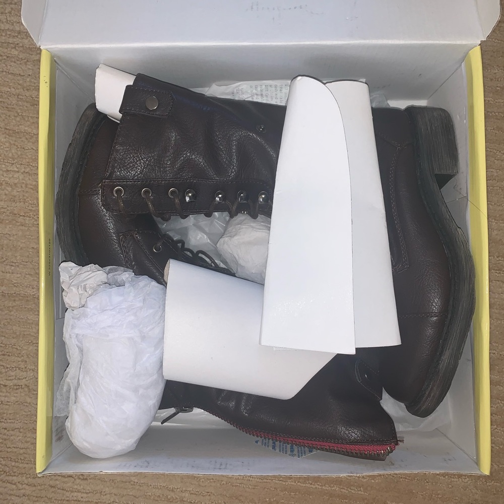 Combat Boots - Picture 4 of 6